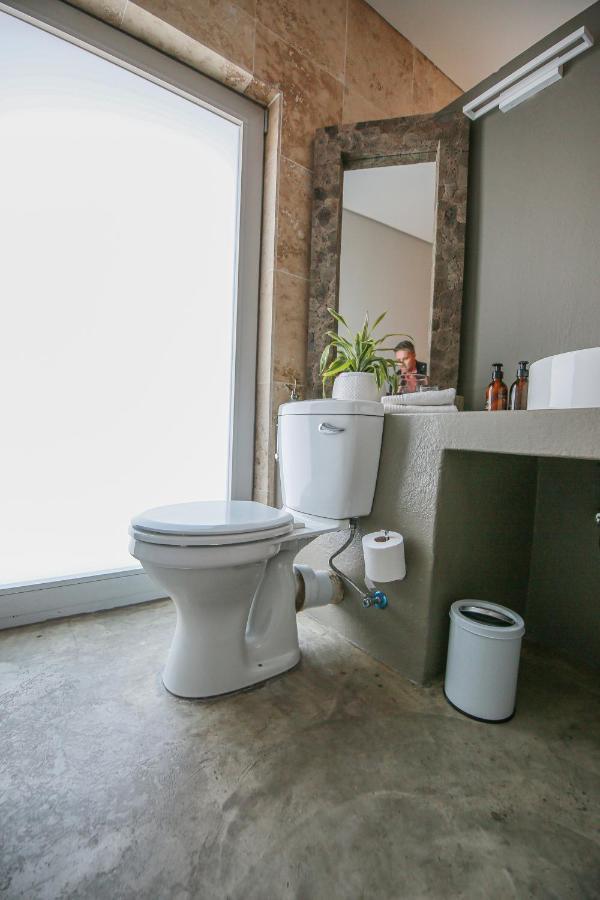 Suite 9 The Village Windhoek Bagian luar foto