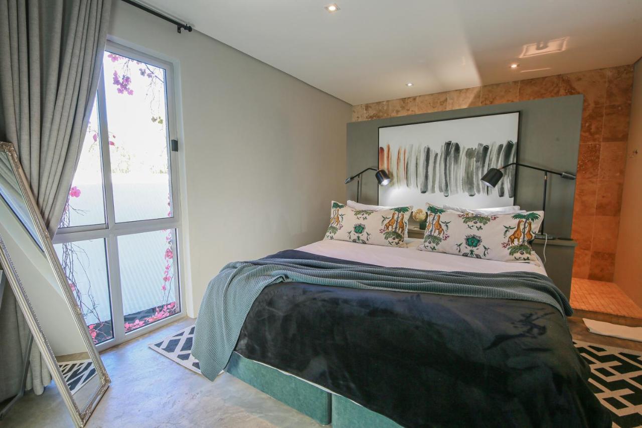 Suite 9 The Village Windhoek Bagian luar foto