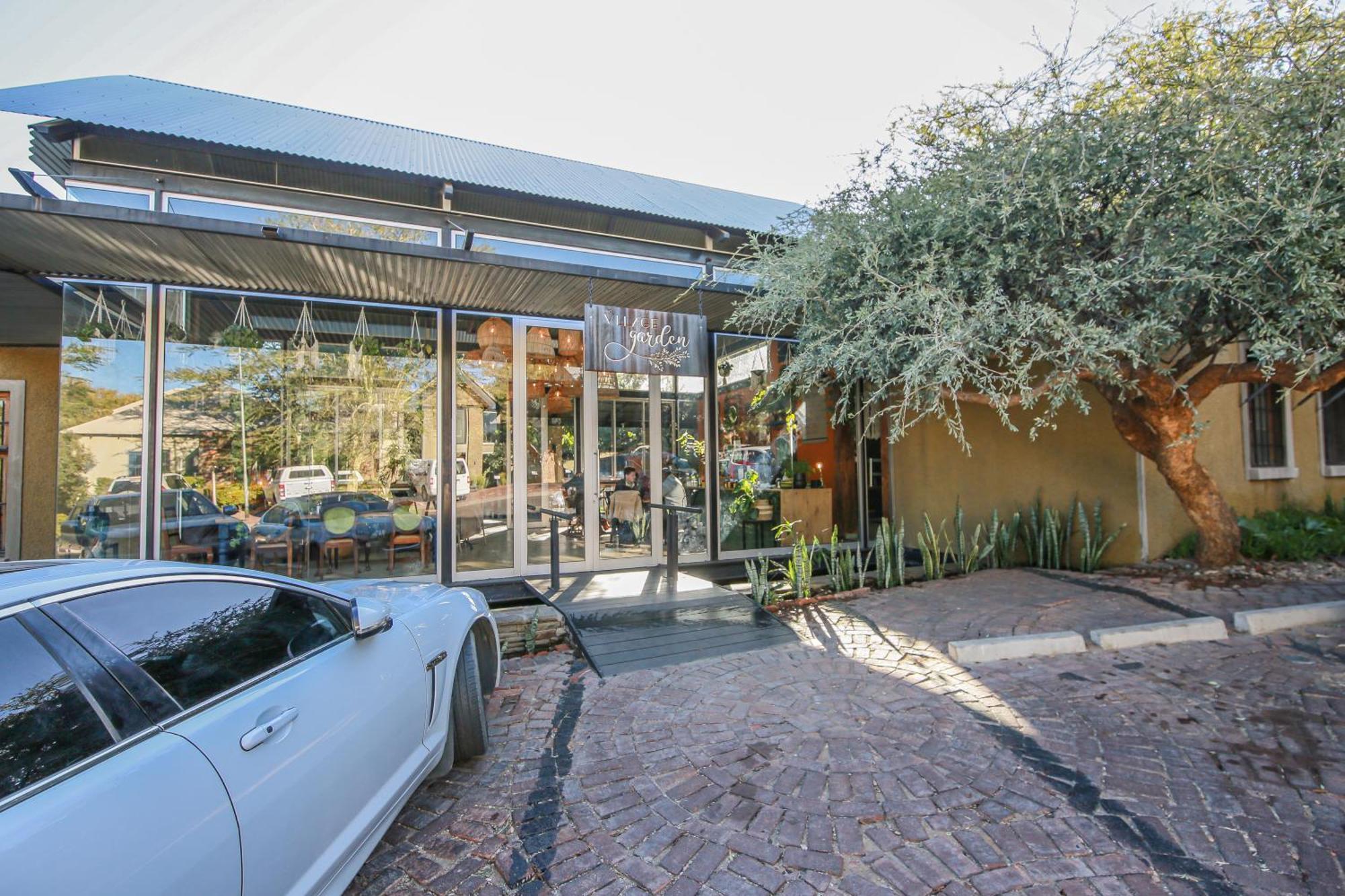 Suite 9 The Village Windhoek Bagian luar foto