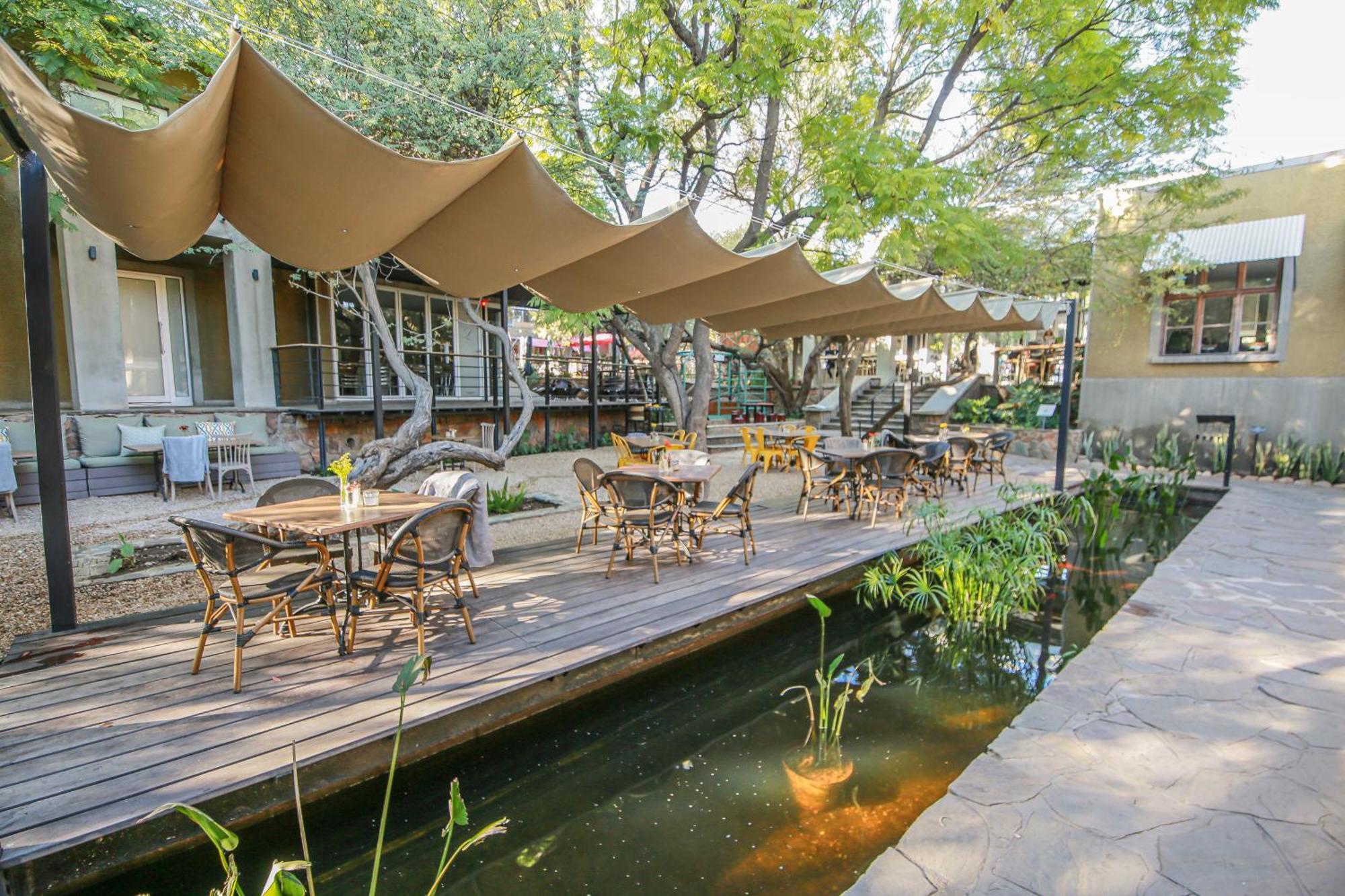 Suite 9 The Village Windhoek Bagian luar foto